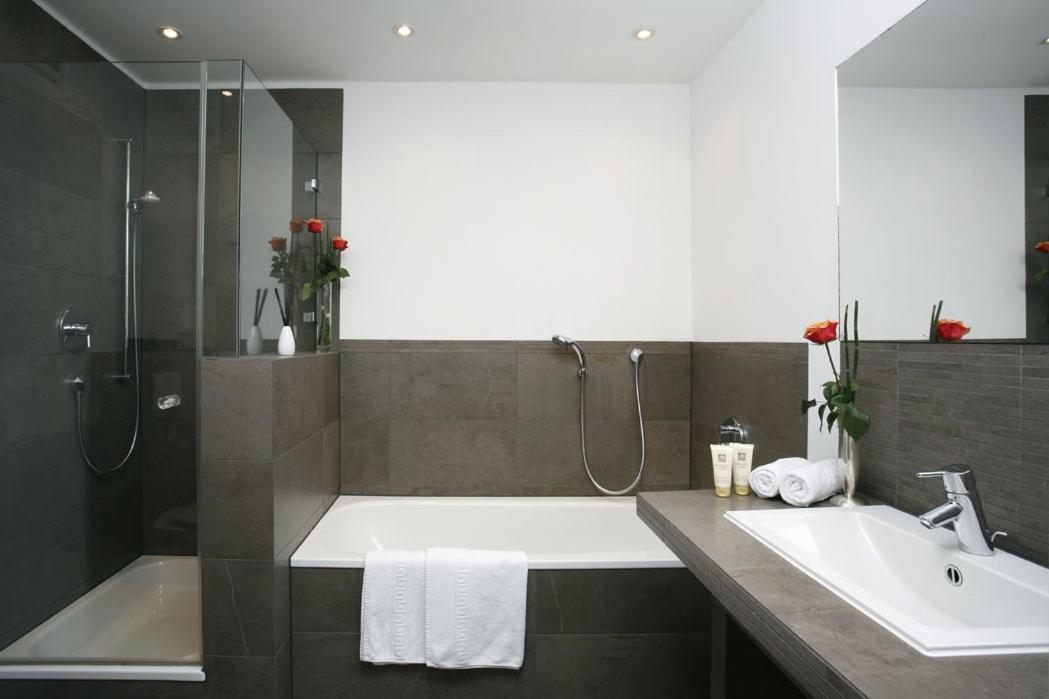 Hotel Regina -Garni Koeln Luaran gambar